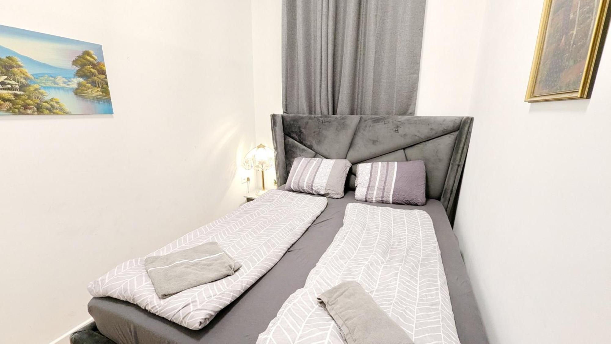 Comfortable In Lugner City Area Privatunterkunft *