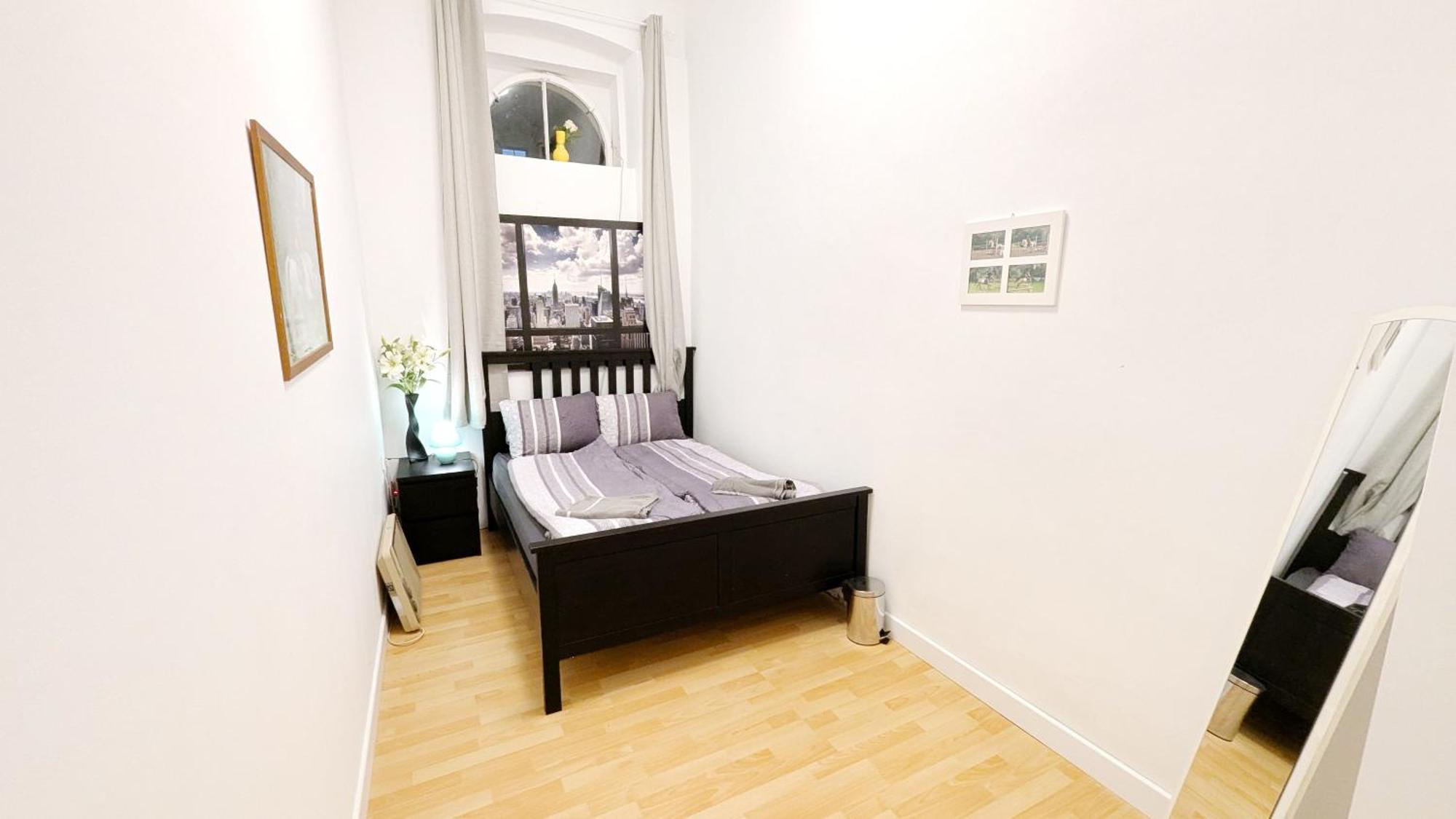 Comfortable In Lugner City Area Privatunterkunft
